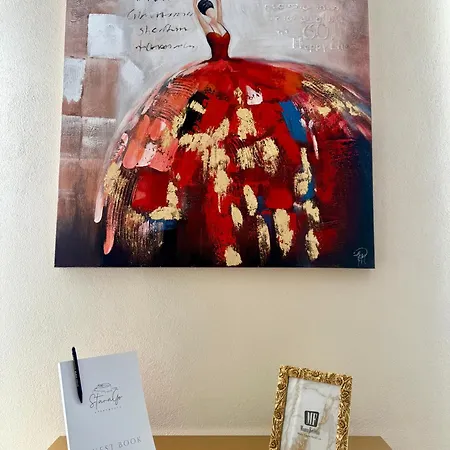 Starago Vienna - Confort E Stile Nel Cuore Di * 고리치아