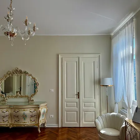 아파트 Starago Vienna - Confort E Stile Nel Cuore Di *