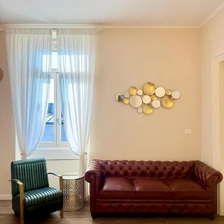 Starago Vienna - Confort E Stile Nel Cuore Di Γκορίτσια