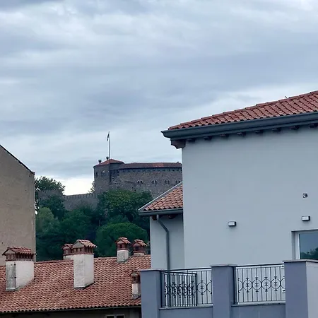 Starago Vienna - Confort E Stile Nel Cuore Di Gorizia